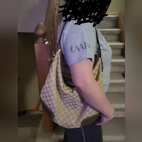 BEAUTIFUL Gucci canvas and leather hobo - Picture 15 of 15